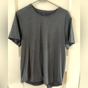 Lululemon Men’s running short sleeve shirt